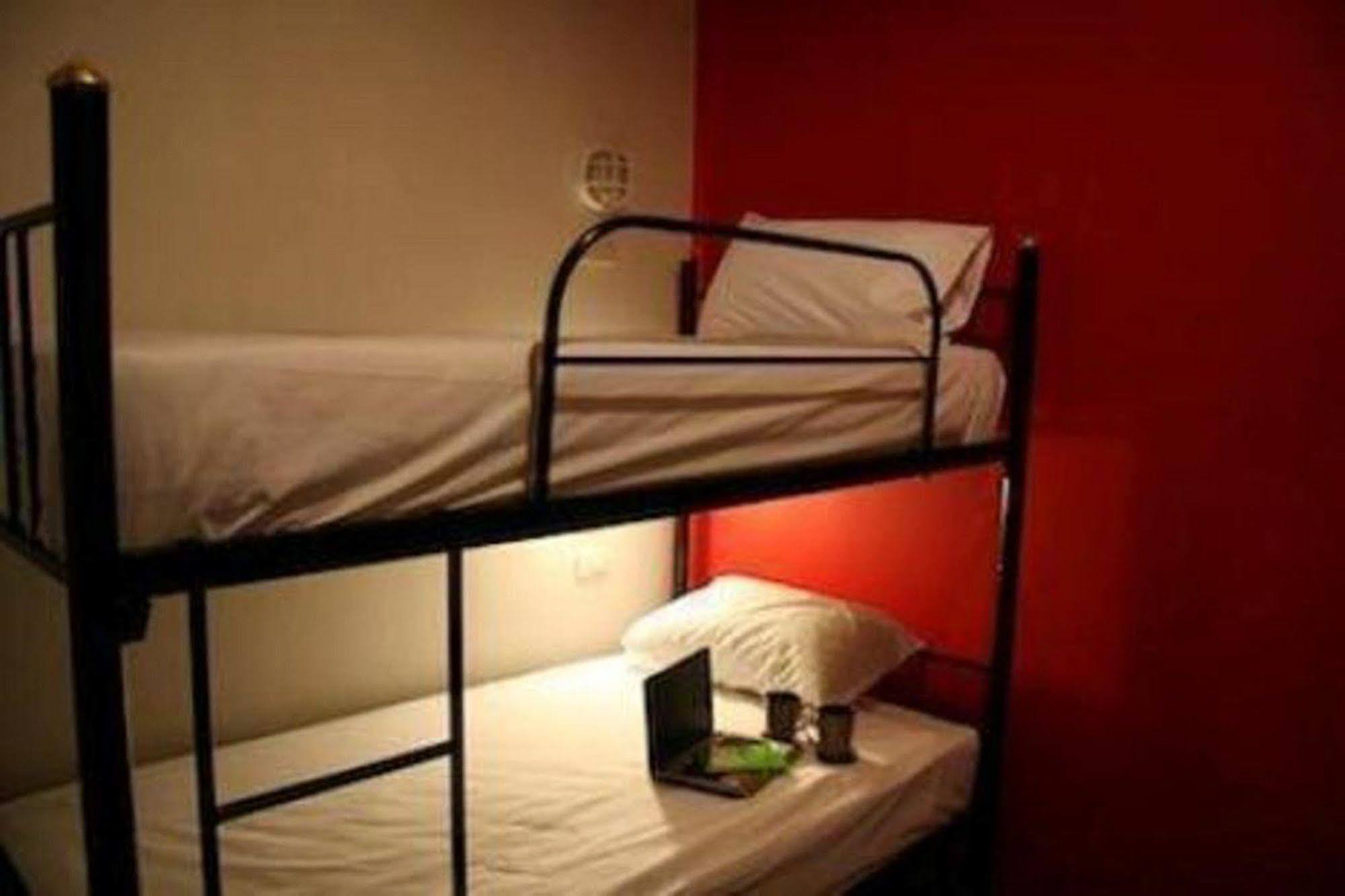 Kool Backpacker Hostel Patong Kültér fotó